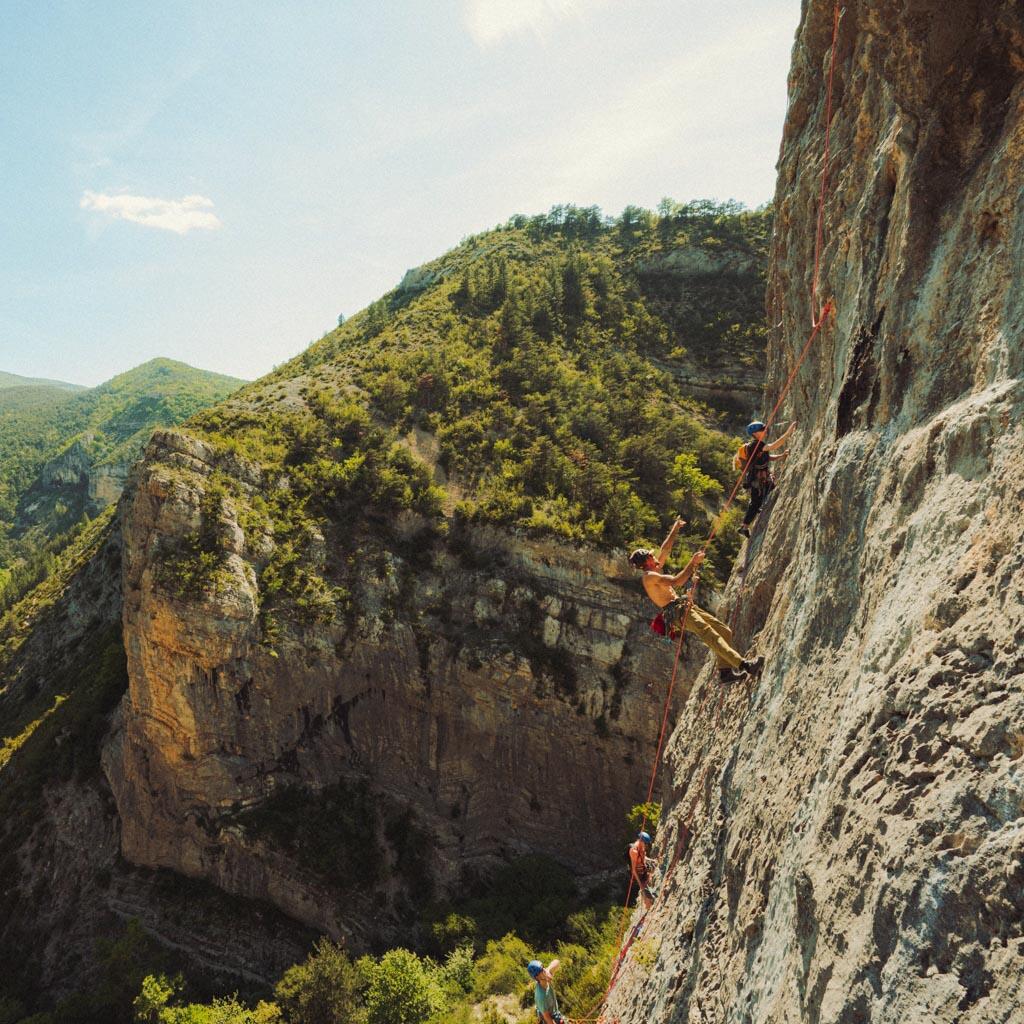 Arkose salle escalade bloc voie grimpe sortie falaise